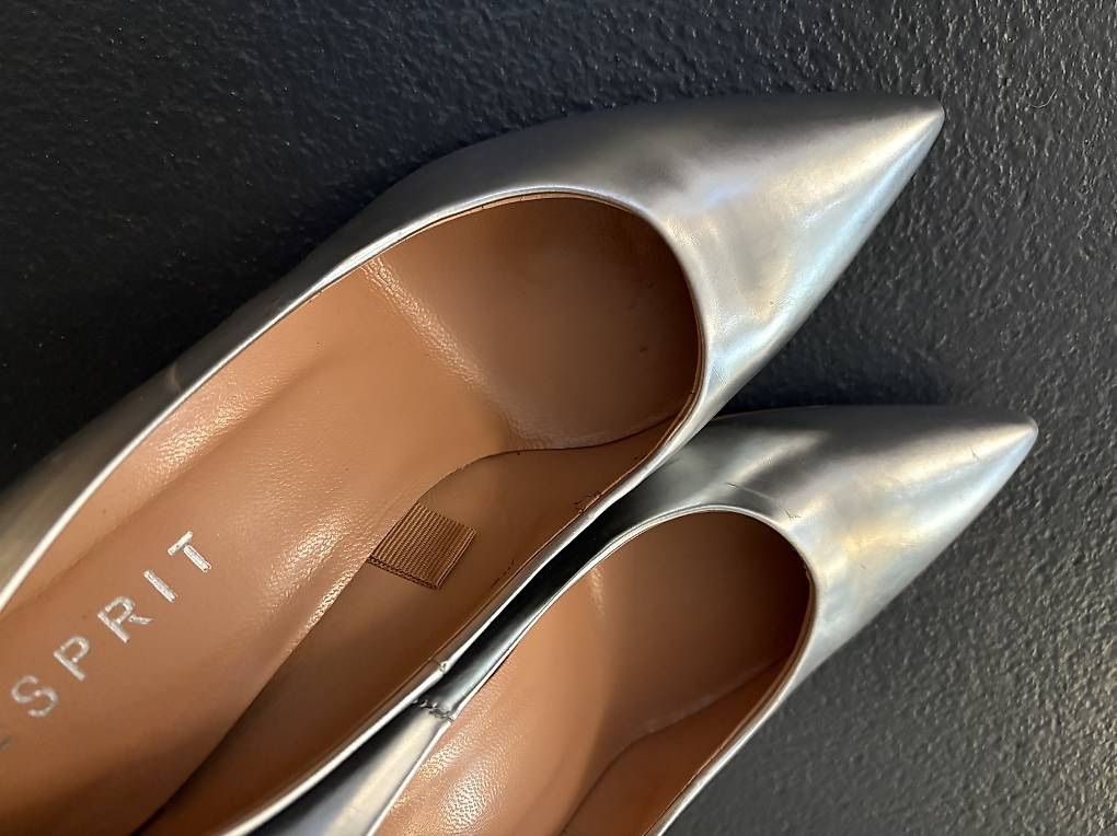 Esprit Scarpe da donna: Pumps Schuhe silber Gr 39 Made in Italy – Nuovo (secondo la descrizione) da Bern venduto da die_6p8g 3