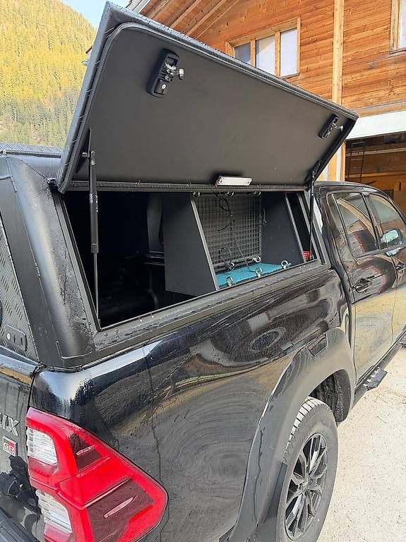 Tutti i ricambio: Hardtop Alucab Explorer – Usato da Schönried venduto da BigBlockV8 2
