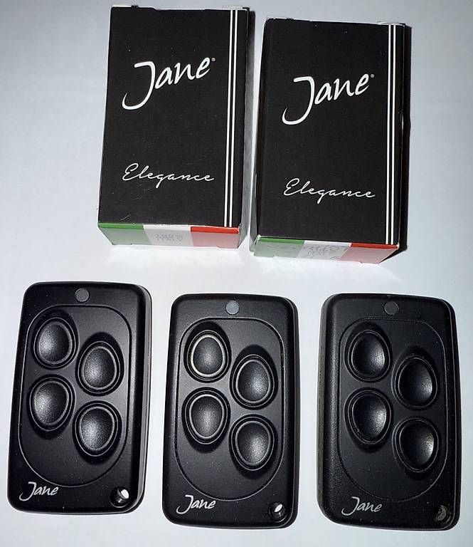 Télécommandes: 3 NEUE JANE Handsender Frequenz 26.995 MHz – D'occasion à Brugg AG par dom_b2bg