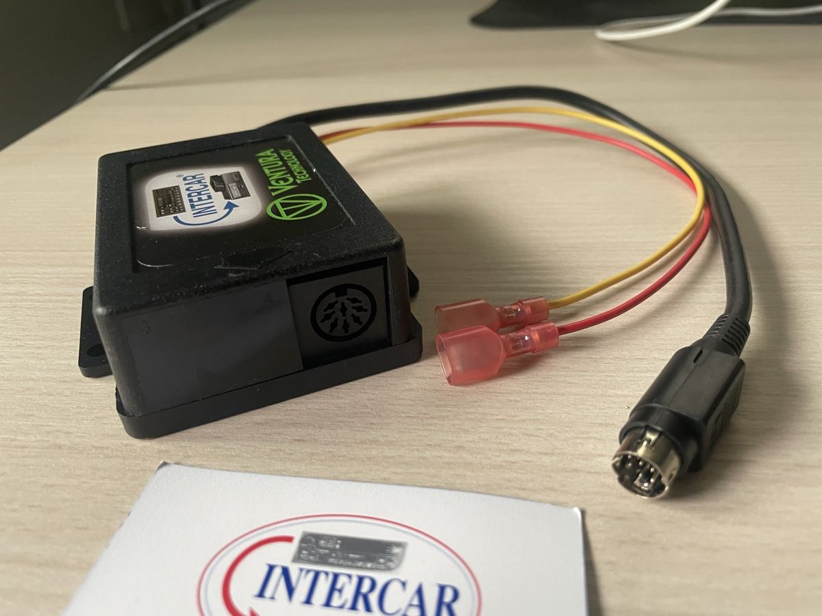 Alpine Radio: Intercar - Connecteur interface Volvo -> chargeur CD ALPINE – Nuovo e nell'imballaggio originale da Denges venduto da Ricautomotive 1