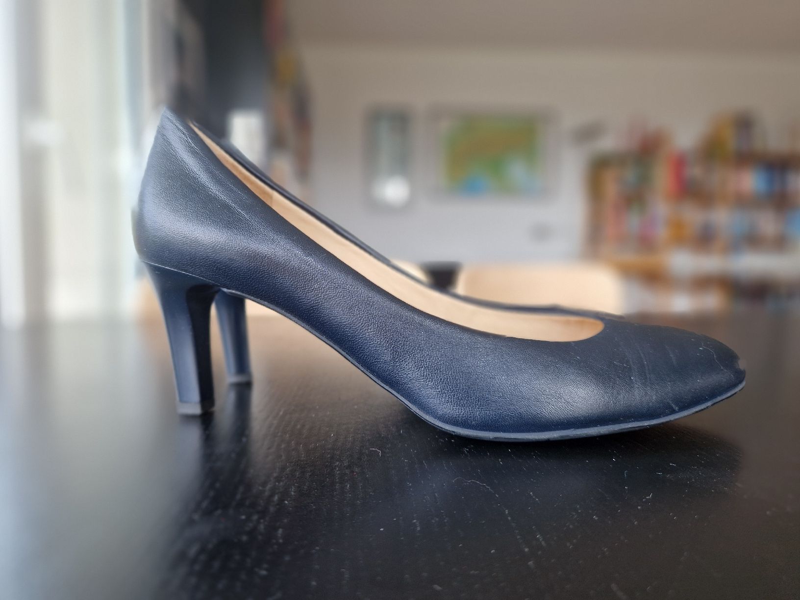 Högl Scarpe da donna: Pumps Högl G.38 dunkelblau Leder – Usato da Oberbipp venduto da aitim