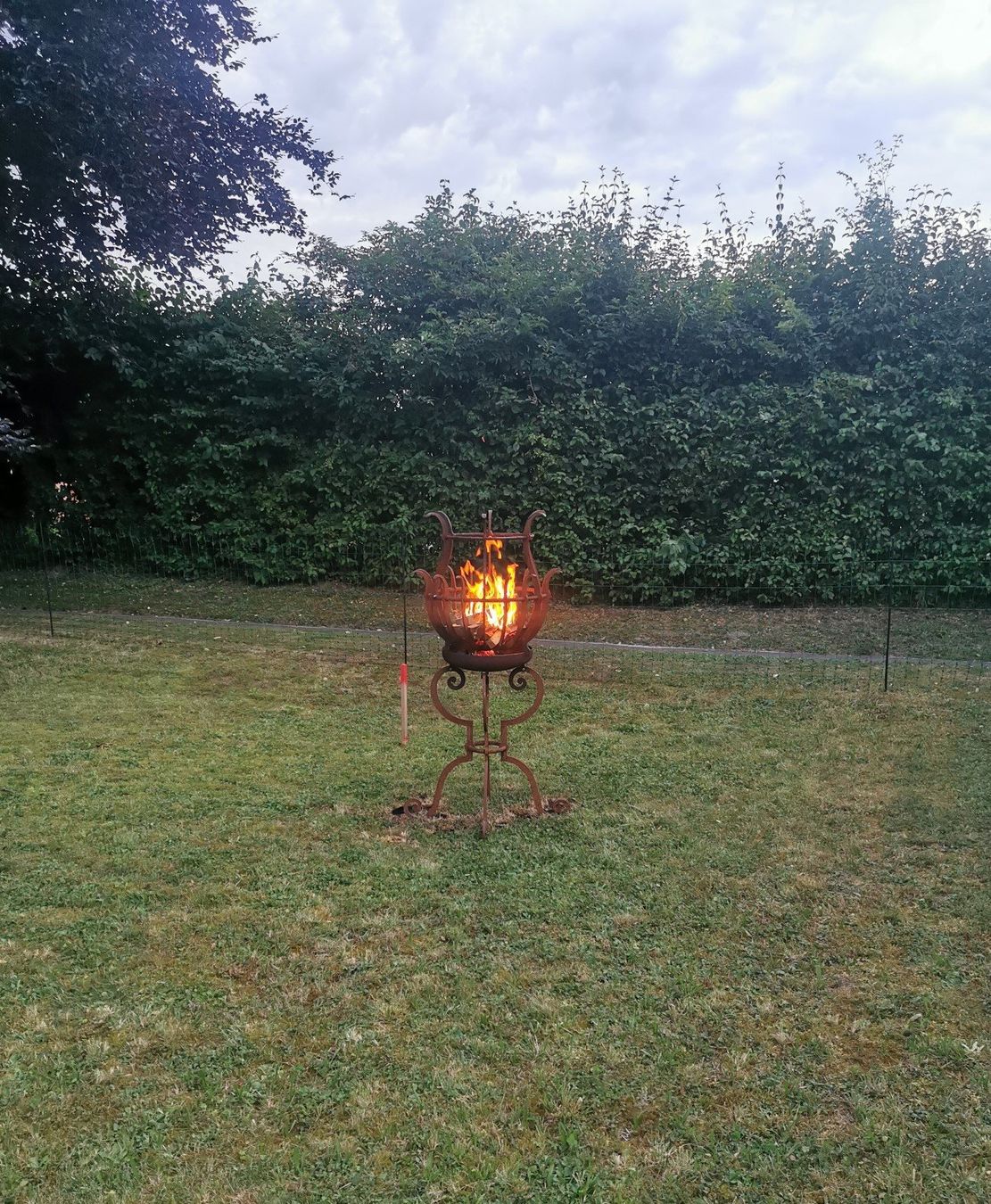 Feuerschale: Feuerkorb geschmiedet, 2-teilig, Unikat – Gebraucht aus Vielbringen Worb von Isch-0u-guet 3