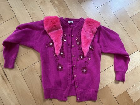 Pink Cardigan aus Wolle