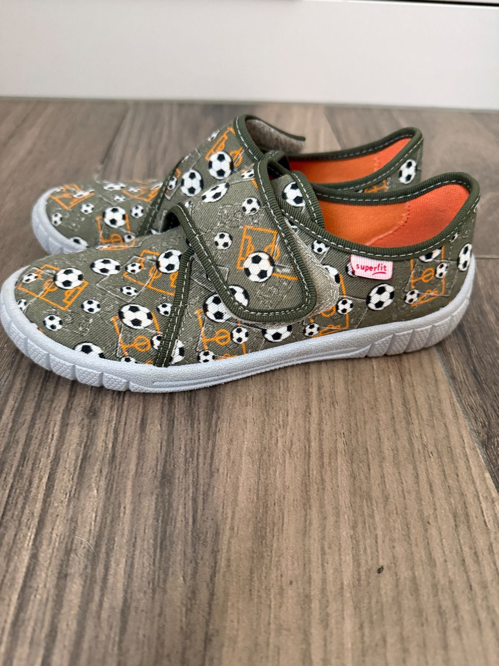 Superfit Schuhe für Jungen: Superfit Finken Gr 31 – Gebraucht aus Horgen von Auction-Kings 1
