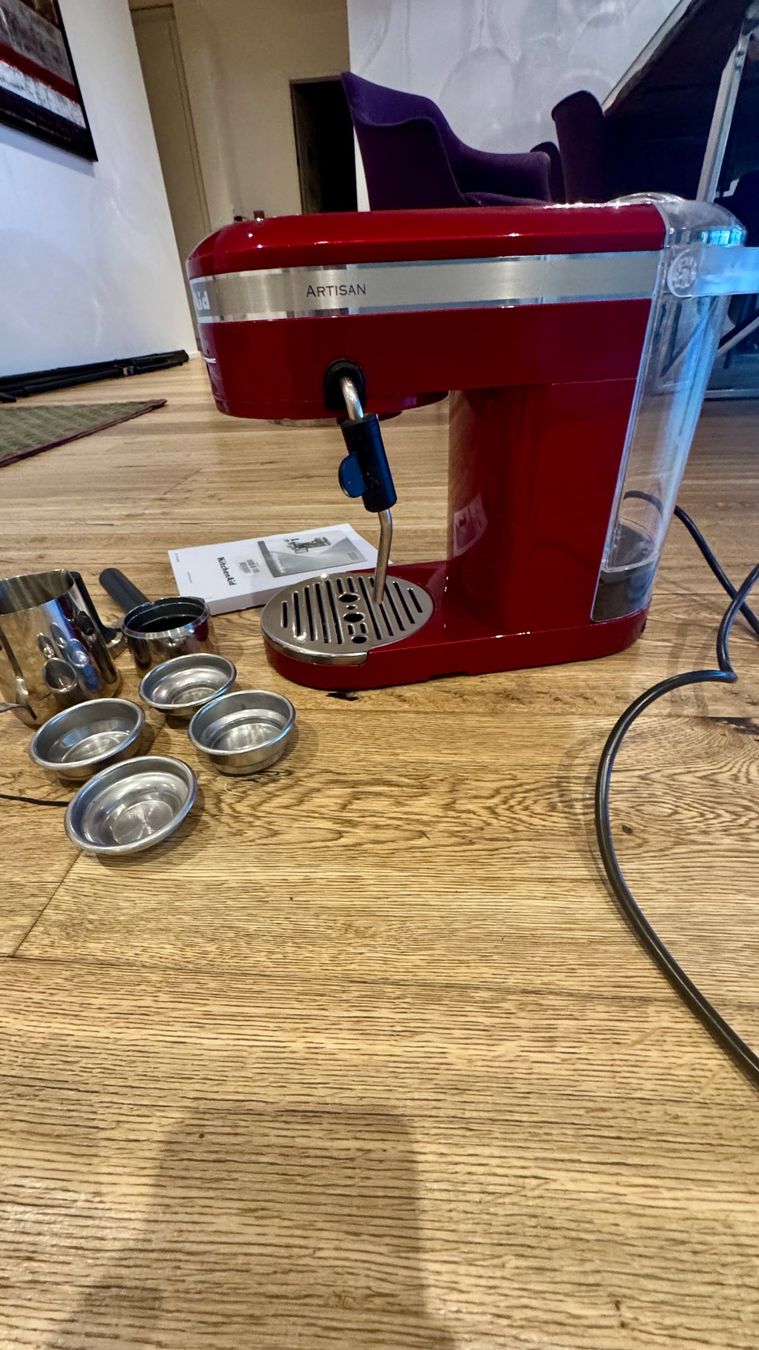 Kitchenaid Macchine per caffè & Macchine per espresso: KITCHENAID 5KES6503ECA ARTISAN Espressomaschine – Usato da Stallikon venduto da moneymetty 1