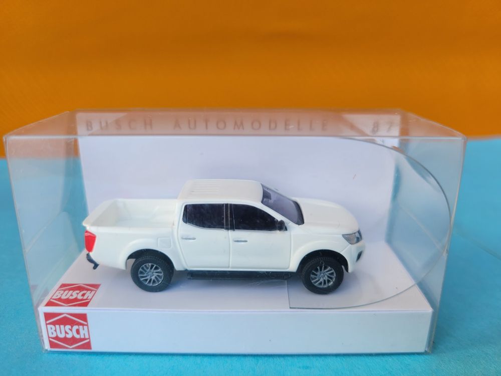 Nissan Navara, blanche 1:87 Busch réf. 53702 (Neu (gemäss Beschreibung ...