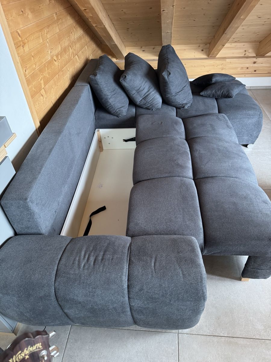Divani: Sofa – Usato da Leissigen venduto da jen_6y7m 3