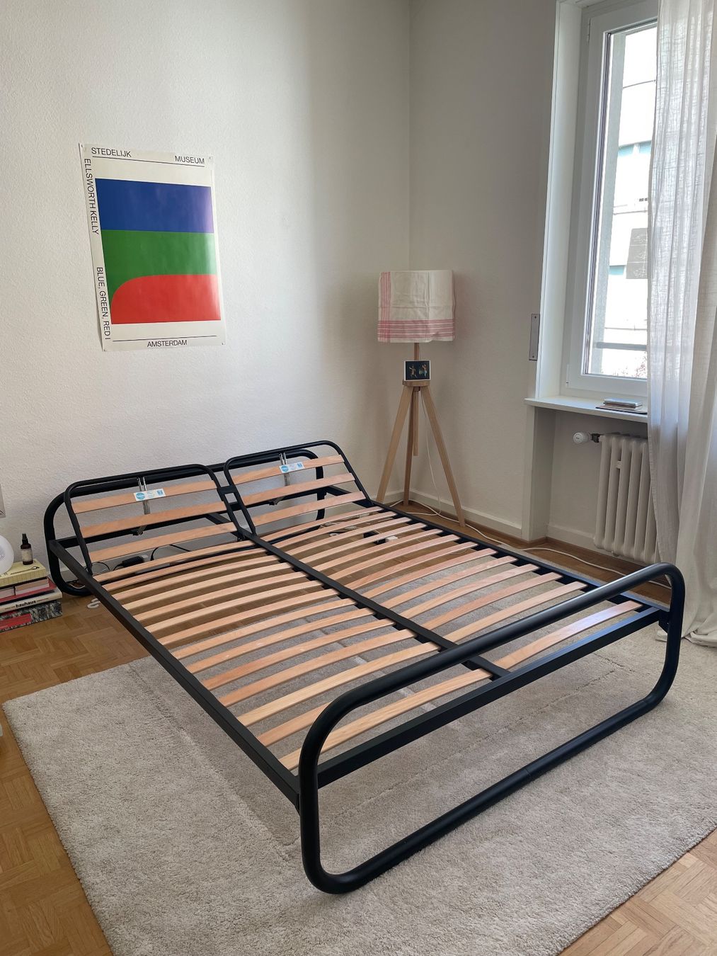 Happy Letti: Stahlrohr Designer Bett schwarz – Usato da Basel venduto da dan_lr5b 1