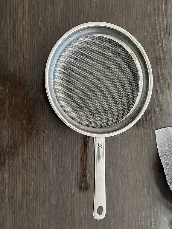 WMF Padelle: WMF Profi Resist 24cm beschichtet – Usato da Zürich venduto da b1897