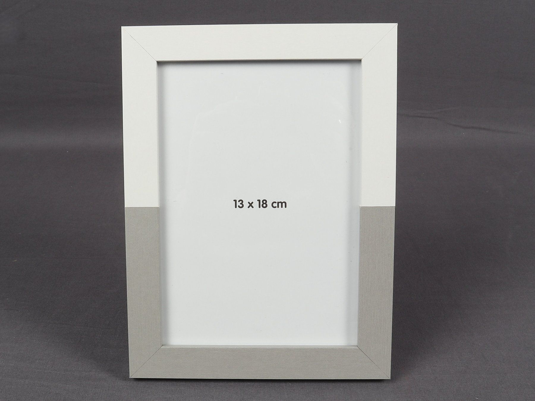 Bilderrahmen: BILDERRAHMEN 13 mal18 cm weiss grau – Neu (gemäss Beschreibung) aus Steinen von Restwert_Steinen 3