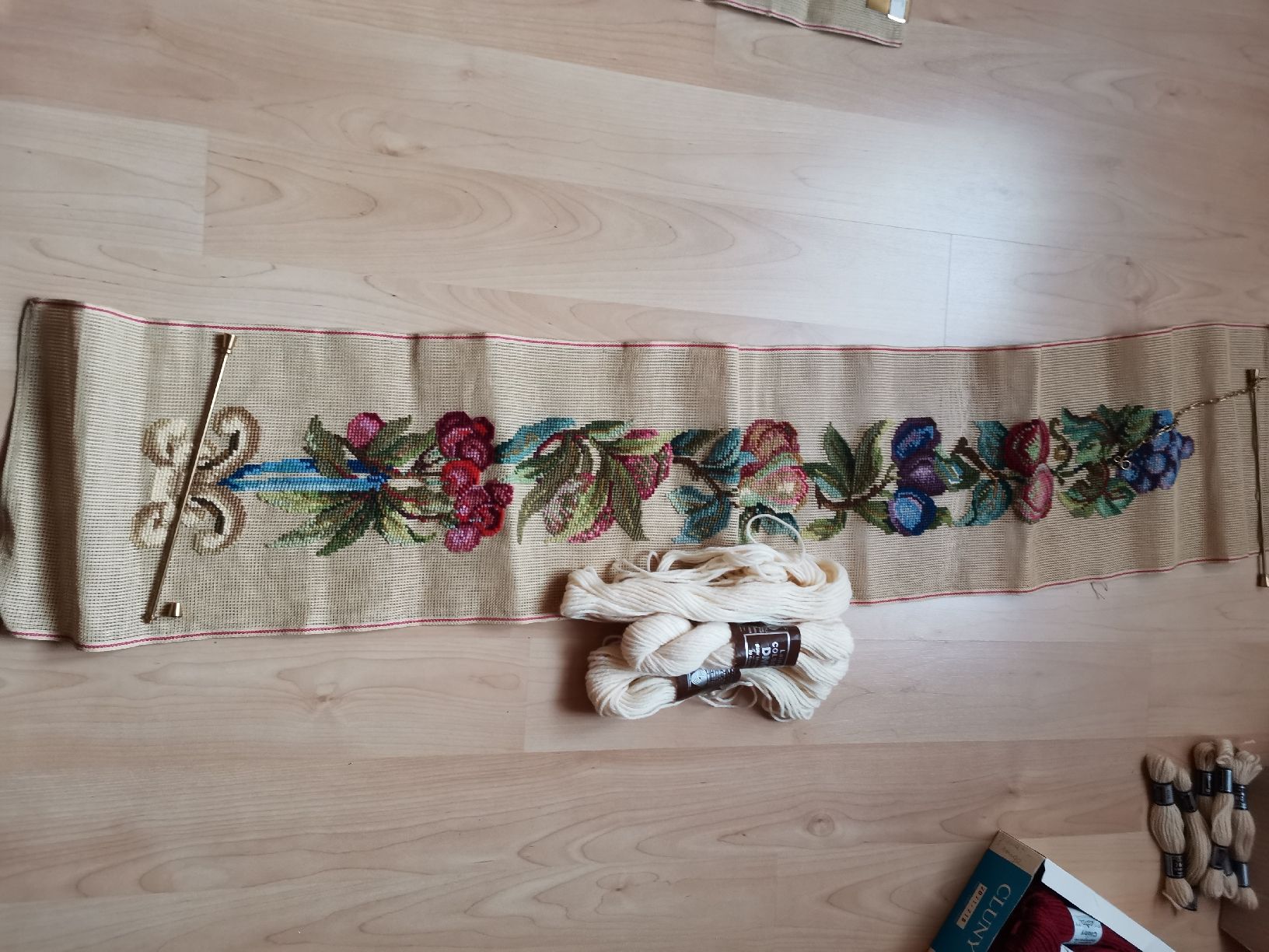 Kits de loisir créatif: Kit a broder gobelin – Neuf avec emballage d'origine à Cournillens par masoeur 5