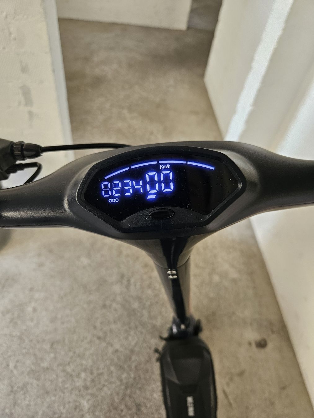 Scooter: Red Bull Racing E-Scooter – Usato da Thun venduto da Karl.Karlson 9