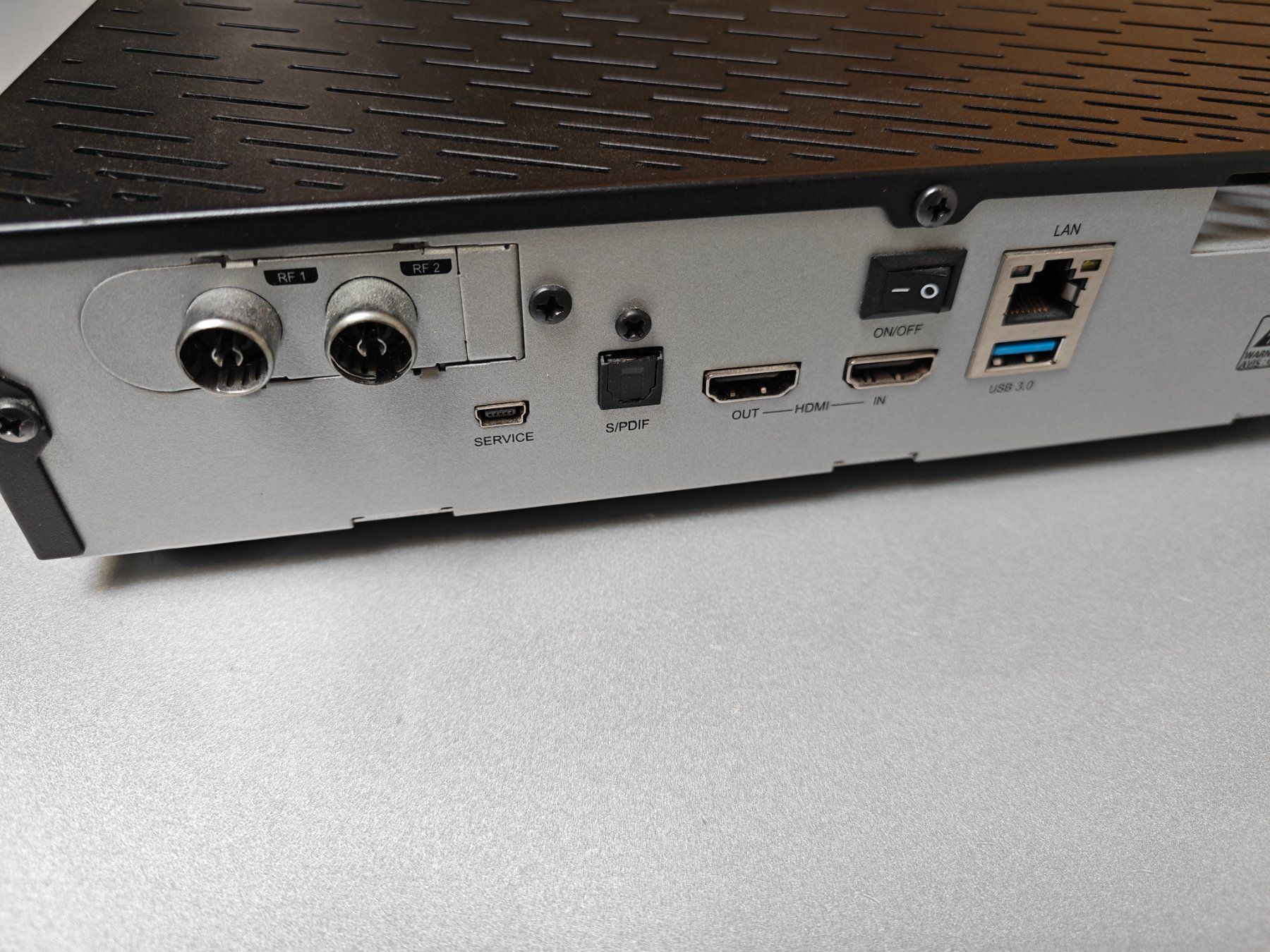 Ricevitori: Dreambox DM900 4K Ultra HD DVB-C Receiver – Usato da Zollikofen venduto da Macmax3 1