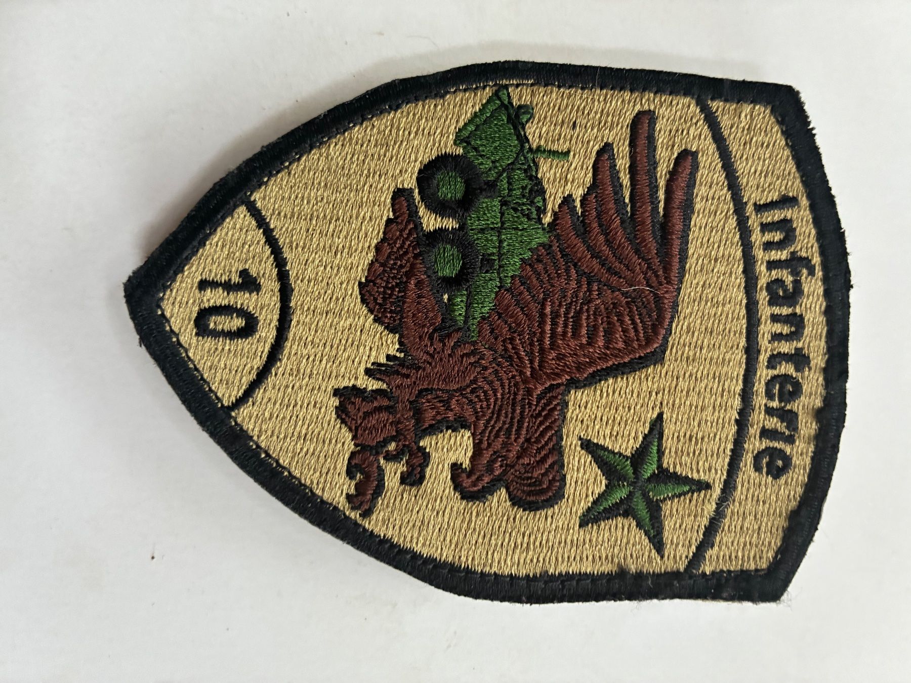 Schweizer Armee Toppe: Klett Infanterie 10 – Usato da Oberiberg venduto da stab