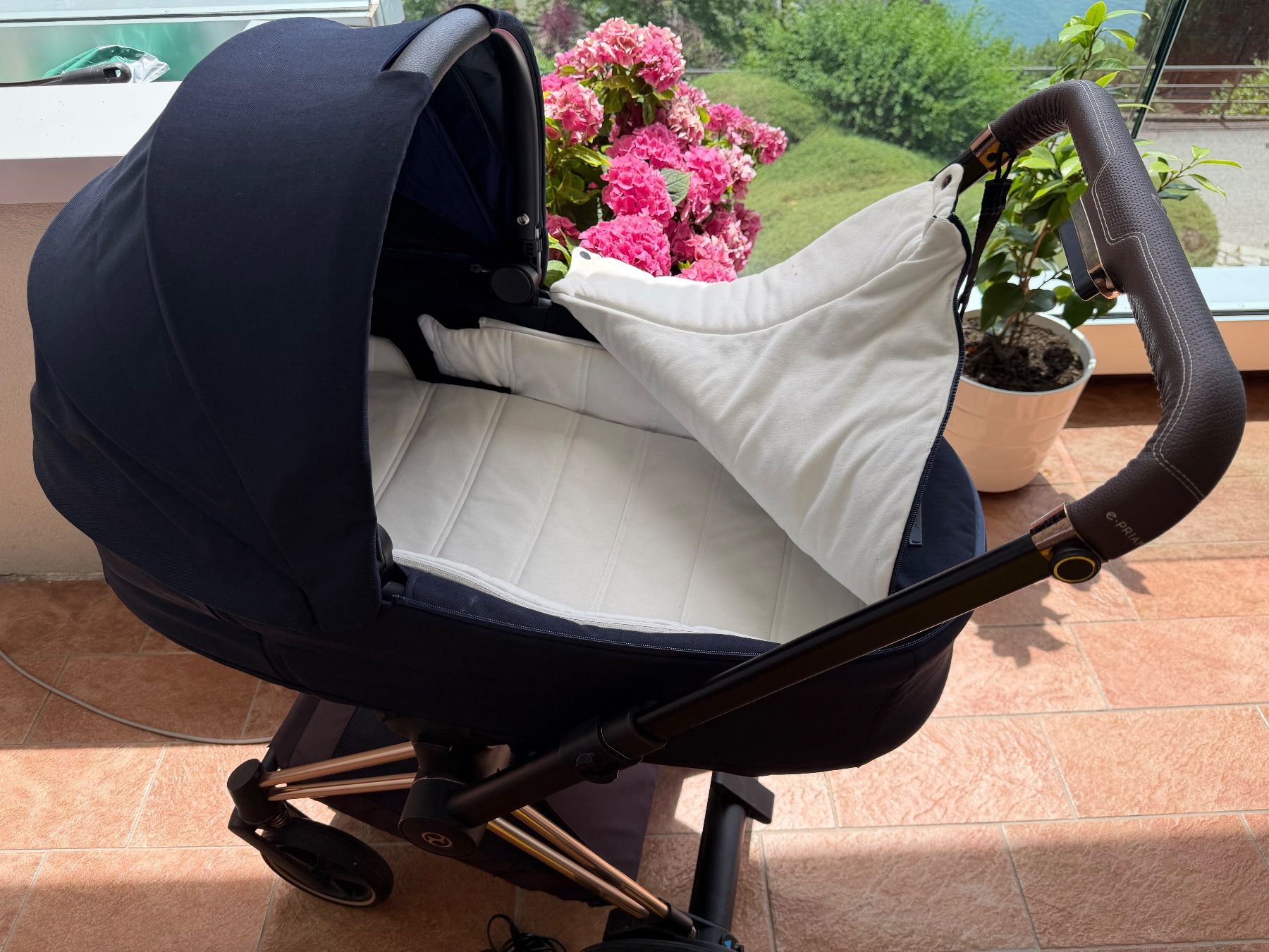 Cybex Carrozzine: Cybex e-Priam Blu come nuovo – Usato da Castagnola venduto da val_j92j 2