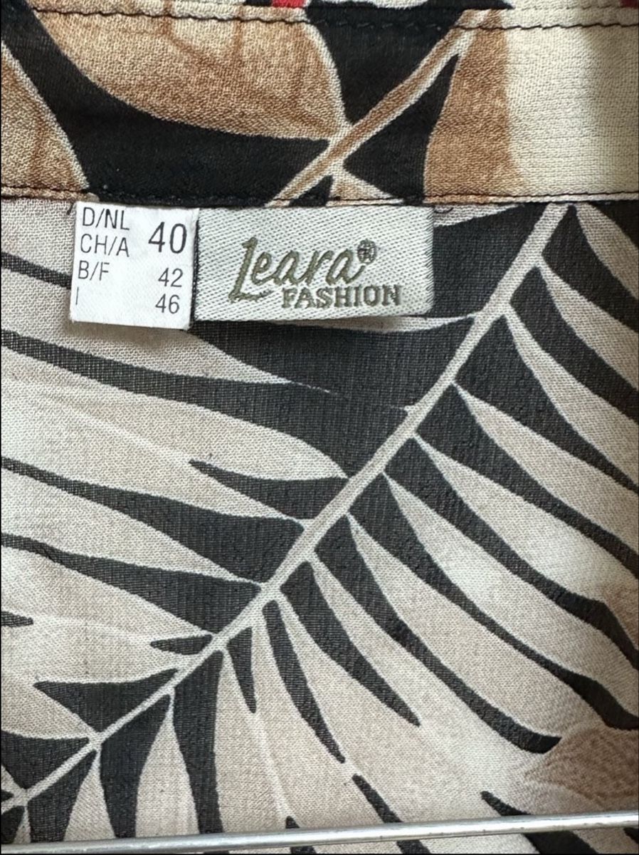 Blusen: Vintage  Blouse Size 40 / 38 – Gebraucht aus Vevey von ledidream 2