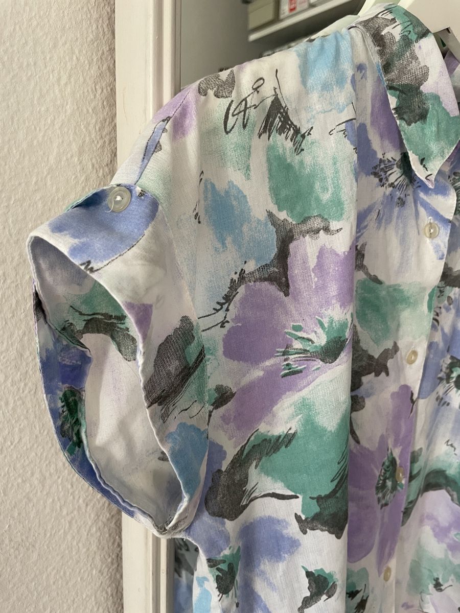 Camicette: Vintage Bluse Kurzarm Blumenmuster – Usato da Bern venduto da Corinn_na 1