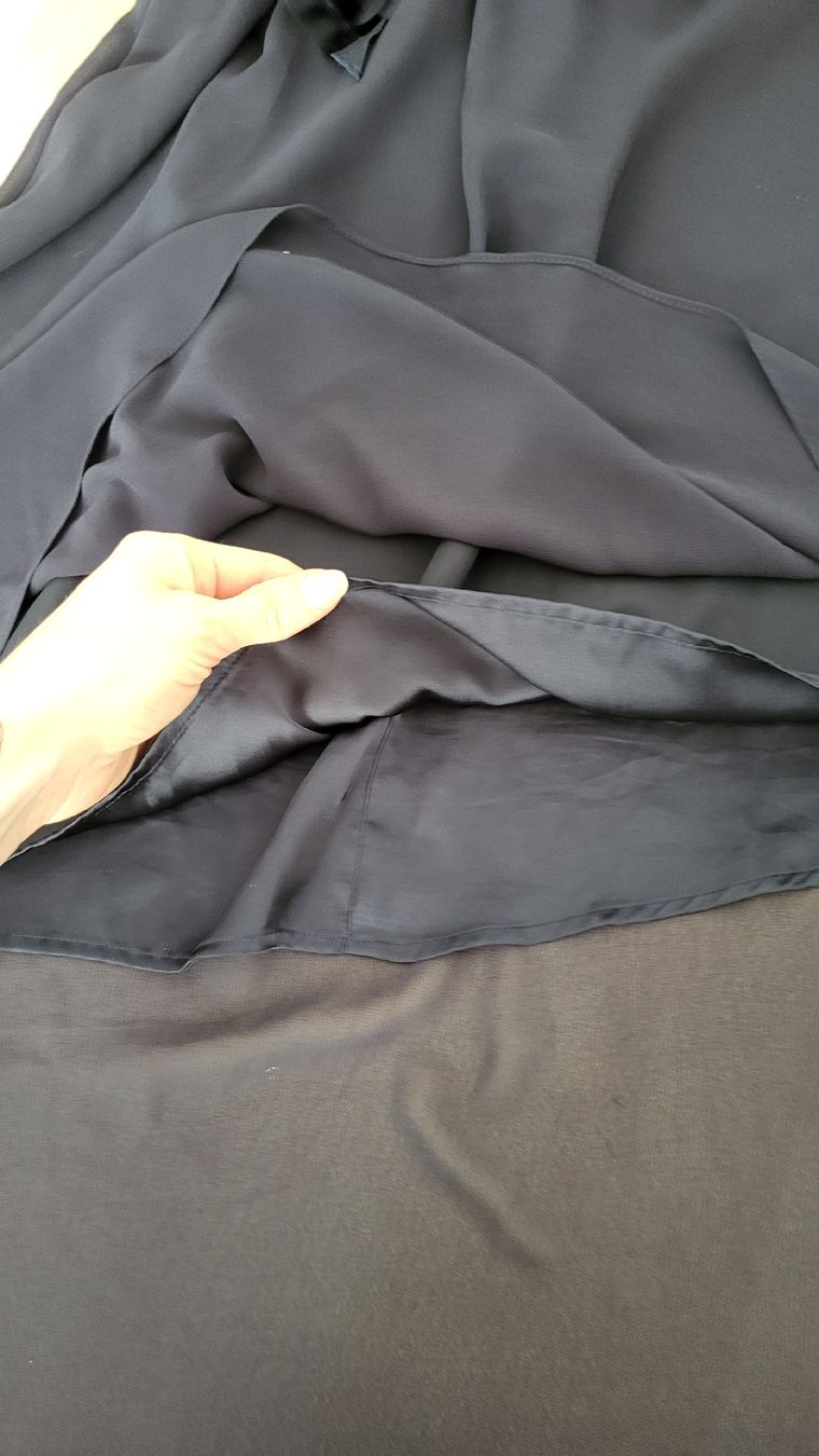 H&M Kleider: Kleid H&M dunkelblau Grösse 38 Chiffon – Gebraucht aus Steffisburg von esneusdaheime 3