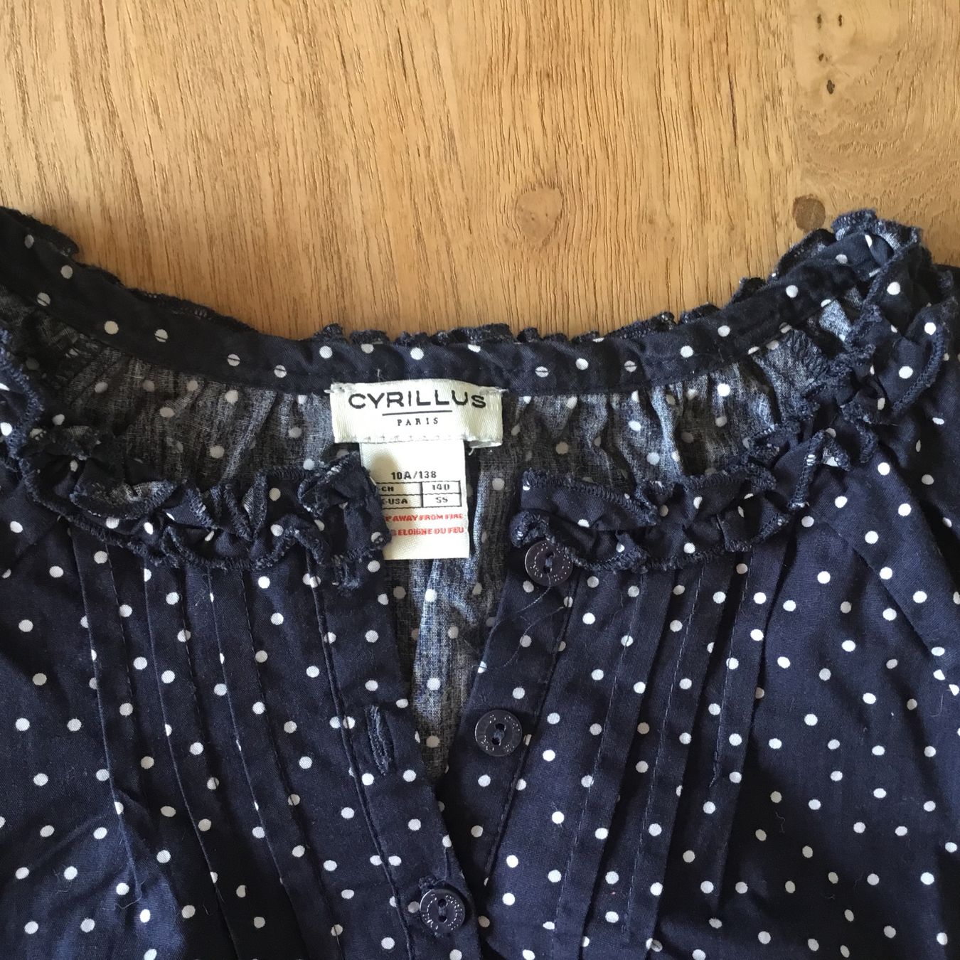 Cyrillus Camicette, T-shirt & Top: CYRILLUS Sommer Bluse blau Pünktchen – Usato da Pully venduto da Surflime 1