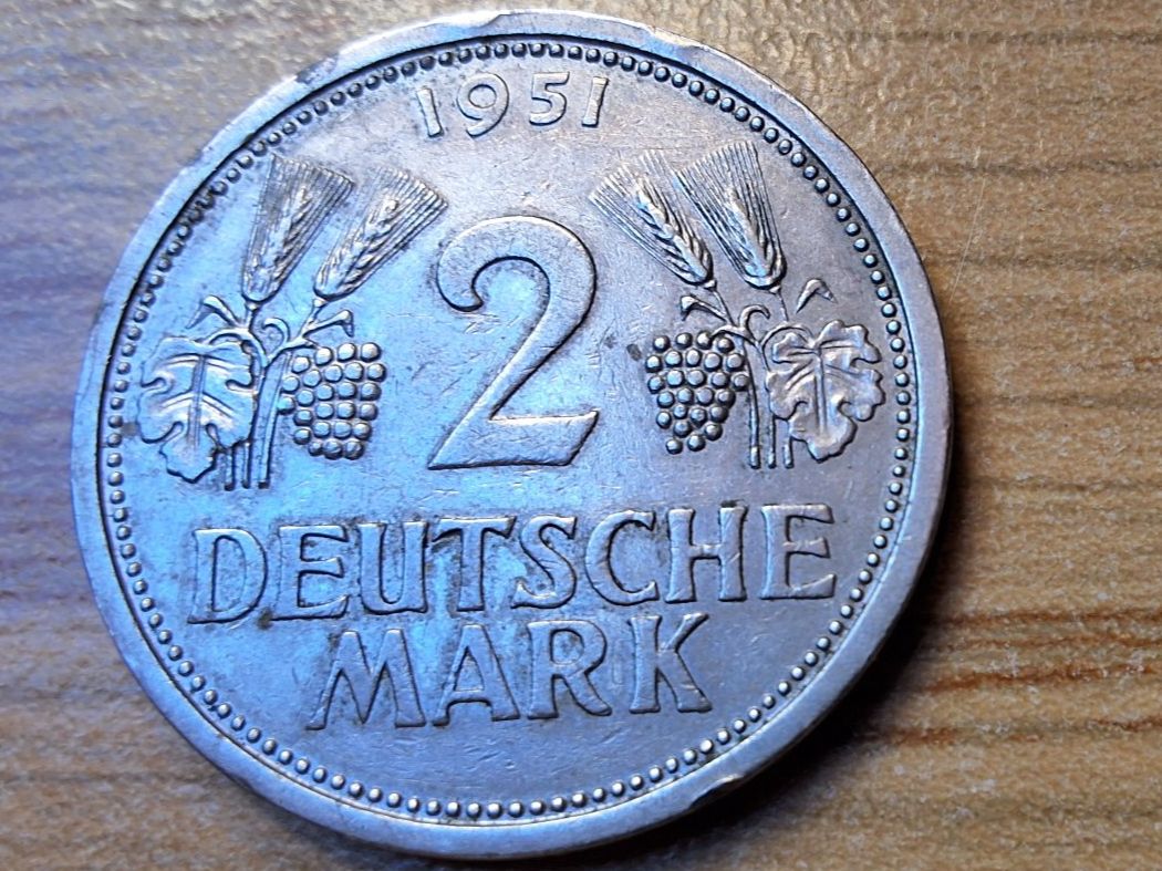 Toutes les monnaies: Deutschland 2 Mark 1951 J – D'occasion à Münchenstein par purbach1 4