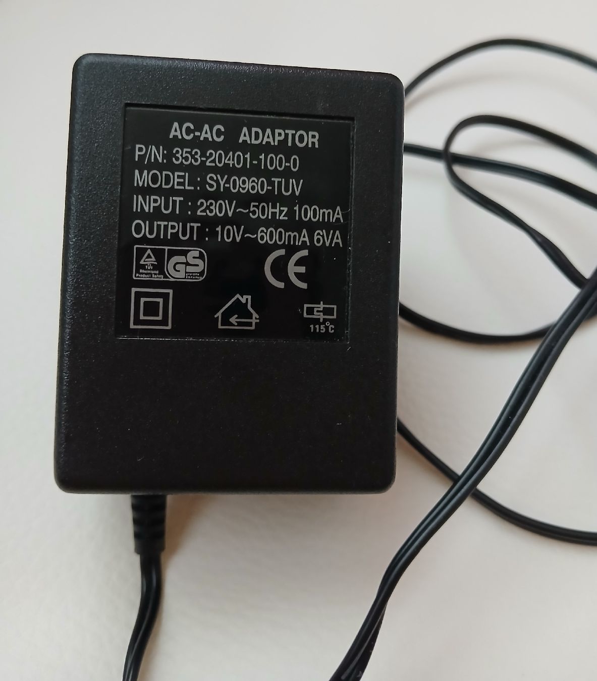 Lecteurs & Adaptateurs: Adaptateur 230 V – Neuf (Voir description) à Le Brassus par bla_7wxg 2