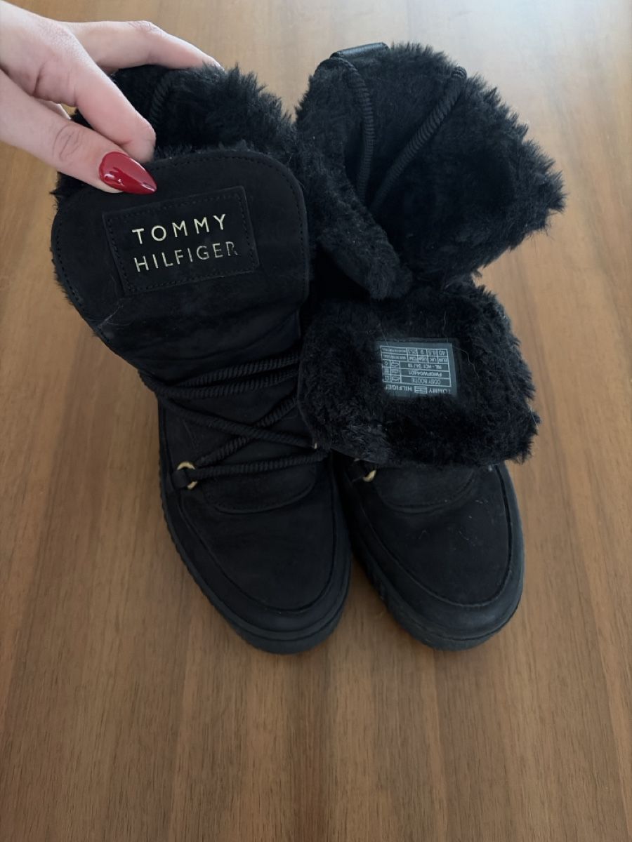 Tommy Hilfiger Scarpe da donna: Schwarze Winterstiefel – Nuovo (secondo la descrizione) da Dietikon venduto da me9_mh2j
