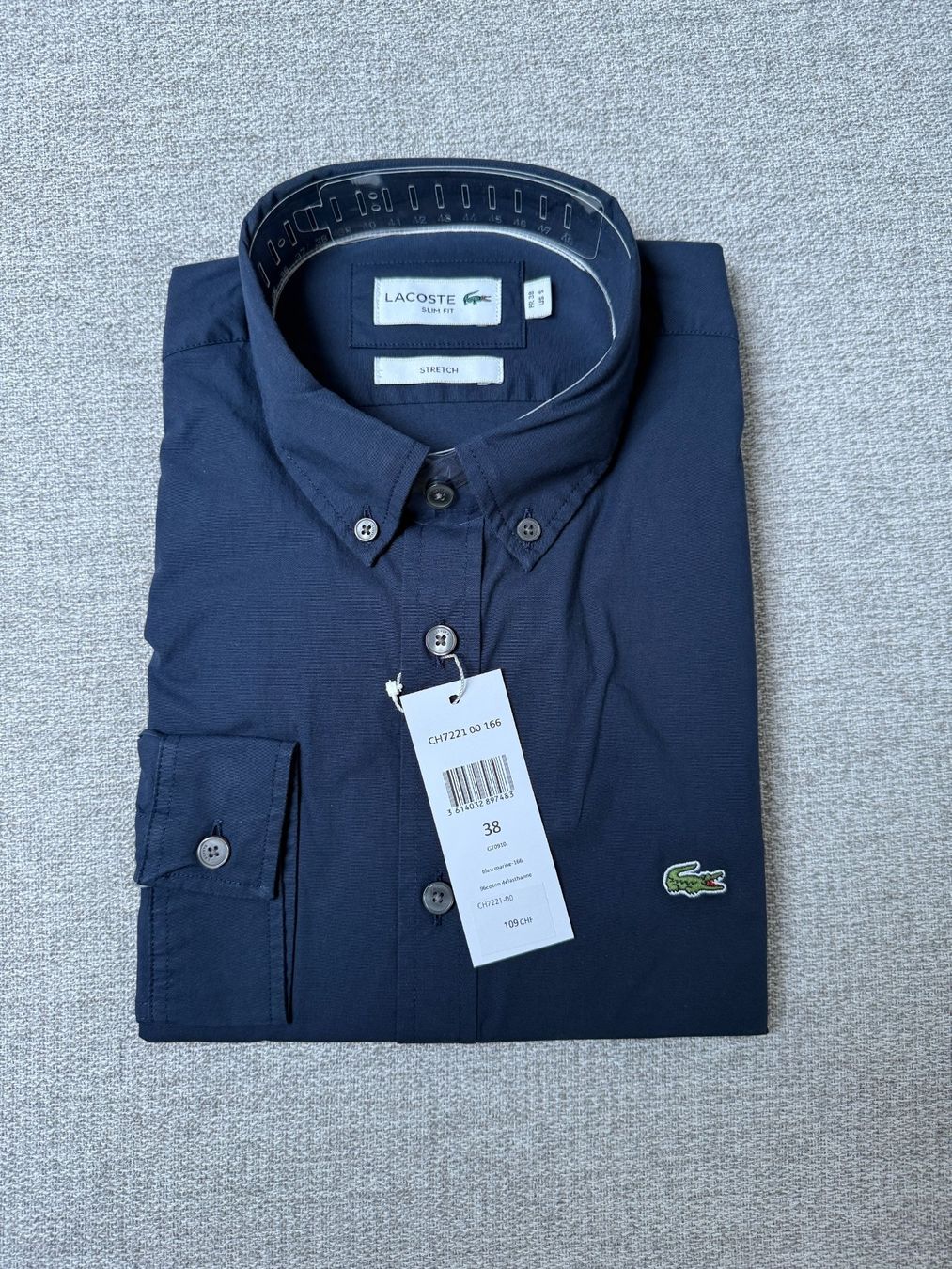 Lacoste Camicie: NEU Original Lacoste Langarm, Grösse S – Nuovo e nell'imballaggio originale da Biel-Benken BL venduto da Aplus0 1