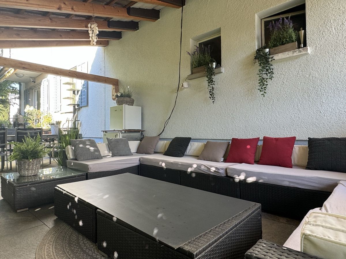 Sofas: Gartenlounge – Gebraucht aus Kloten von be-different