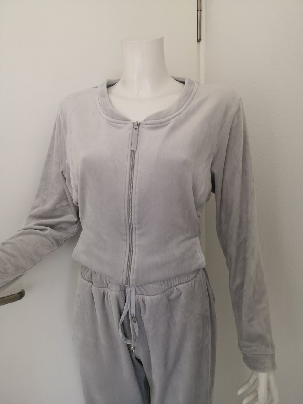 Completi & Tailleur: 🤩MANOR JOGGING-ANZUG JACKE & HOSE HELLGRAU – Usato da Olten venduto da Naja-Twins-Twins 7