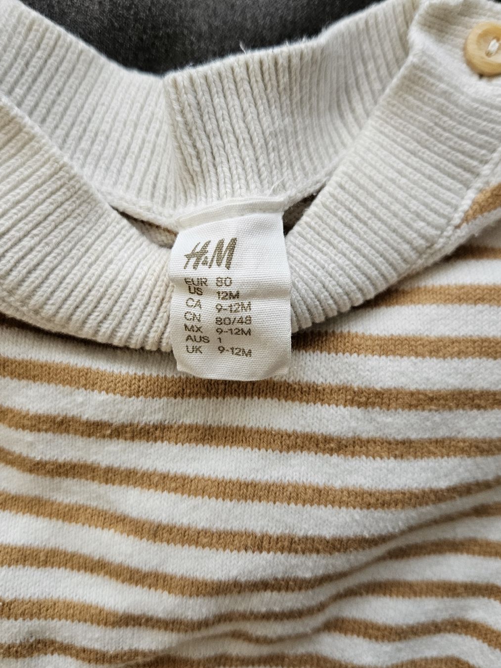 Lotti & Set di vestiti: H&M Set Pullover und Hose gestreift Grösse 80 beige – Usato da Unterkulm venduto da PatrycjaD 1