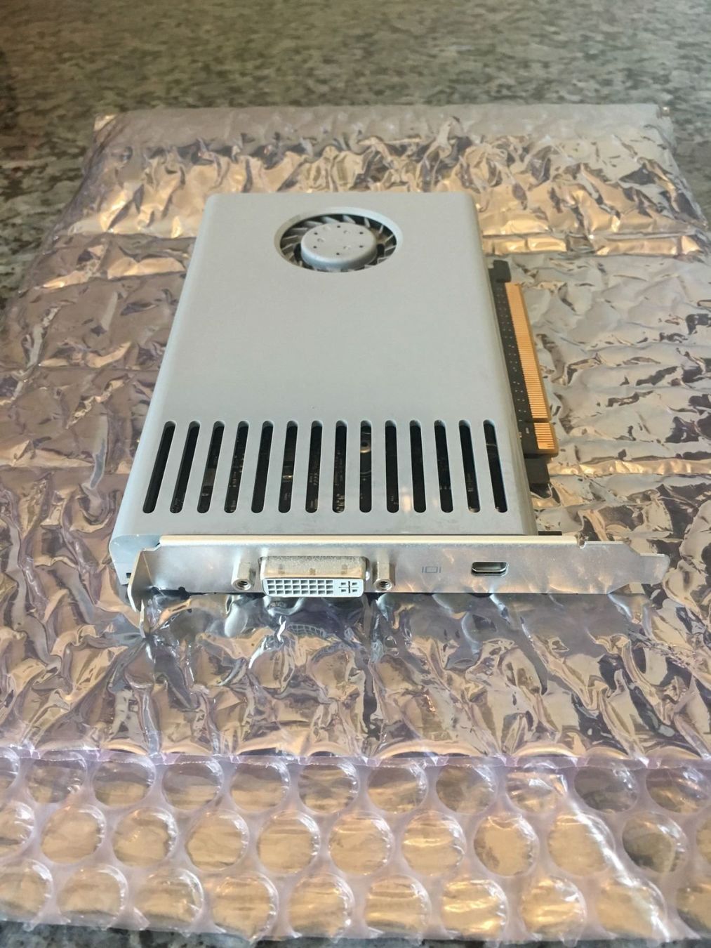 Schede grafiche: Nvidia GeForce GT 120 512 MB – Usato da St. Margarethen TG venduto da Mac-PC