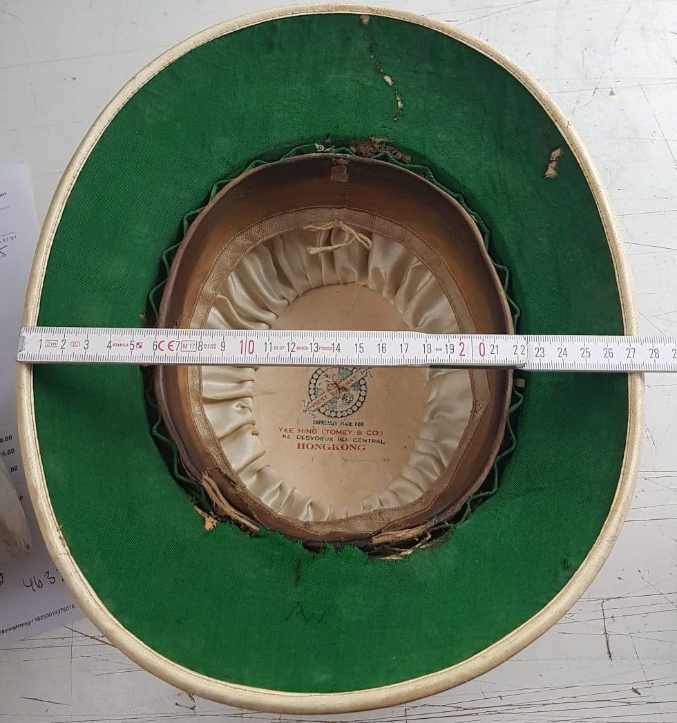 Copricapi, berretti & cappellini: Antiker Tropenhelm Yee Hing Hongkong – Usato da Flums venduto da Flumsantik 4