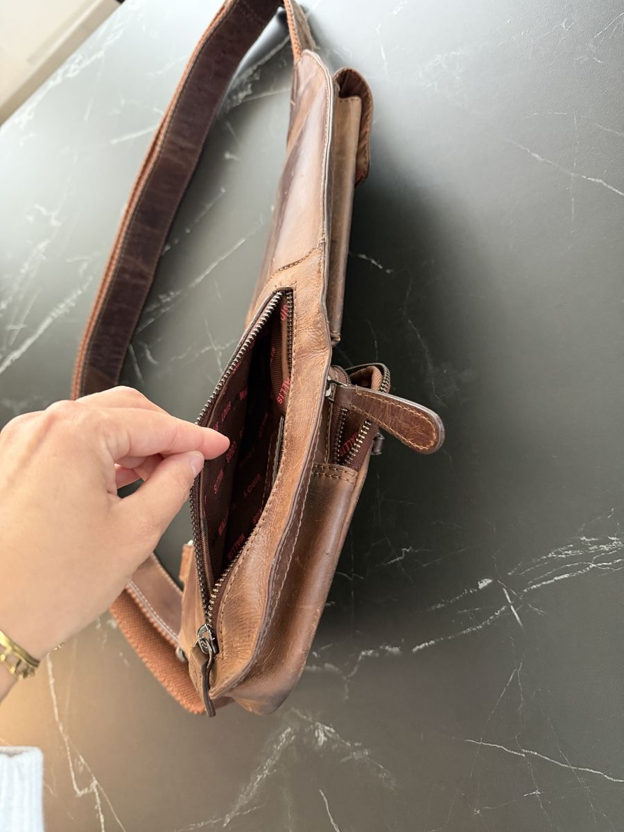 Borse: Schultertasche aus echtem Leder - Louis Wallis – Nuovo (secondo la descrizione) da Holderbank SO venduto da mai_xt9j 1