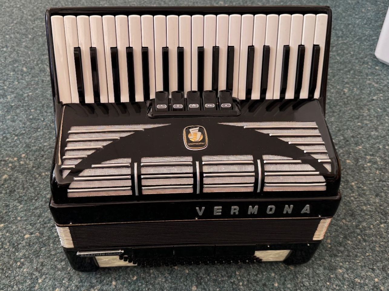 Vermona Strumenti musicali: Akkordeon Weltmeister Vermona – Usato da Schaffhausen venduto da outlet-music