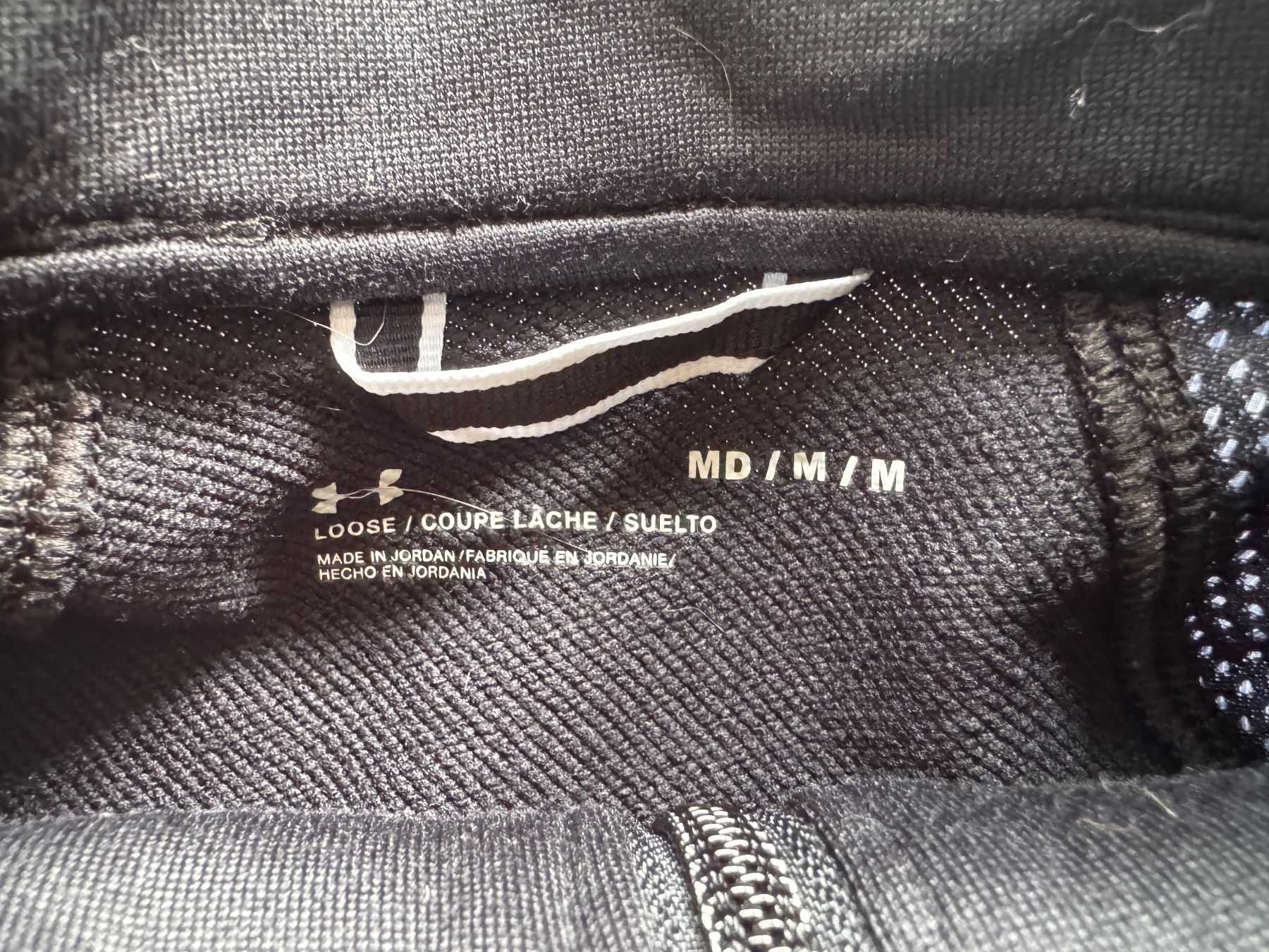 Under Armour Maglioni & Felpe: Under Armour sport pullover Women M – Usato da Neuchâtel venduto da _Easy_to_Find_ 2