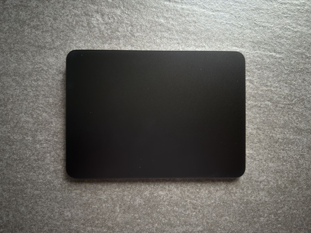 Apple Mouse: Apple Magic Trackpad Schwarz – Usato da Zürich venduto da cENS0R