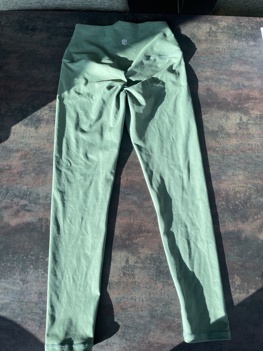 Leggings: Born primitive legging – Usato da Cressier NE venduto da leiestla 1