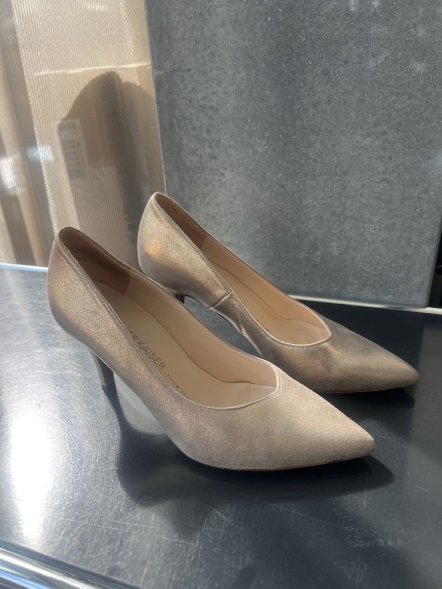 Damenschuhe: Damen Pumps goldfarben Peter Kaiser  – Gebraucht aus Thun von mause_baer13 1