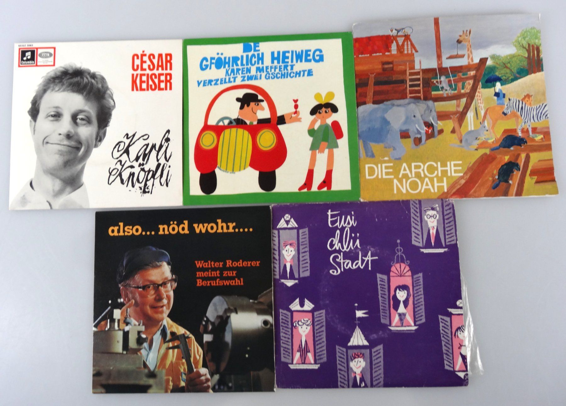 Dischi in vinile: Vinyl-Singles div. Comedy, Erzählungen und Märchen – Usato da Rüti ZH venduto da Restwert_Rueti_ZH 2