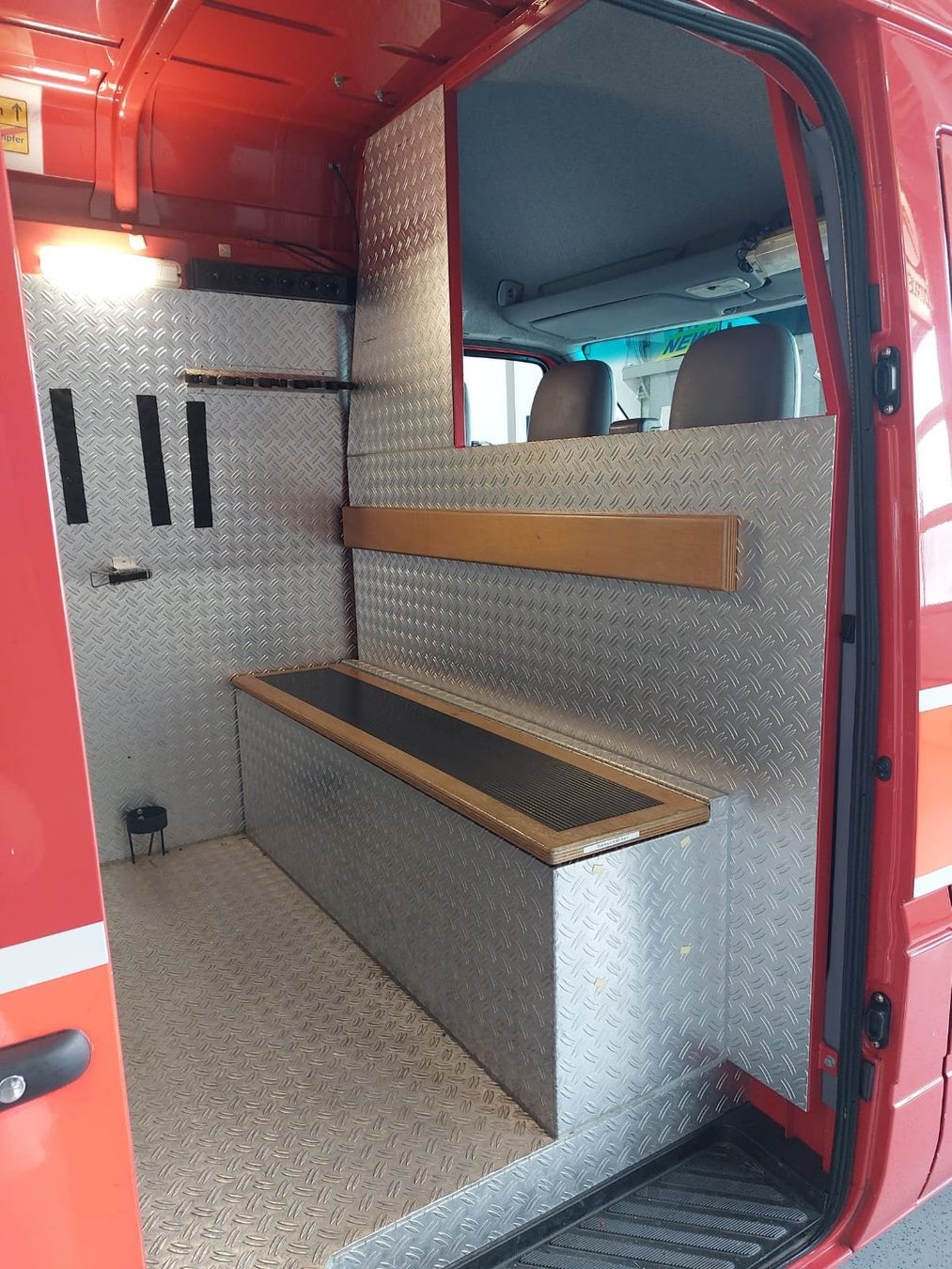 Mercedes-Benz Nutzfahrzeuge: Mercedes-Benz Sprinter 316 CDI – Gebraucht aus Gretzenbach von Carafe0 6