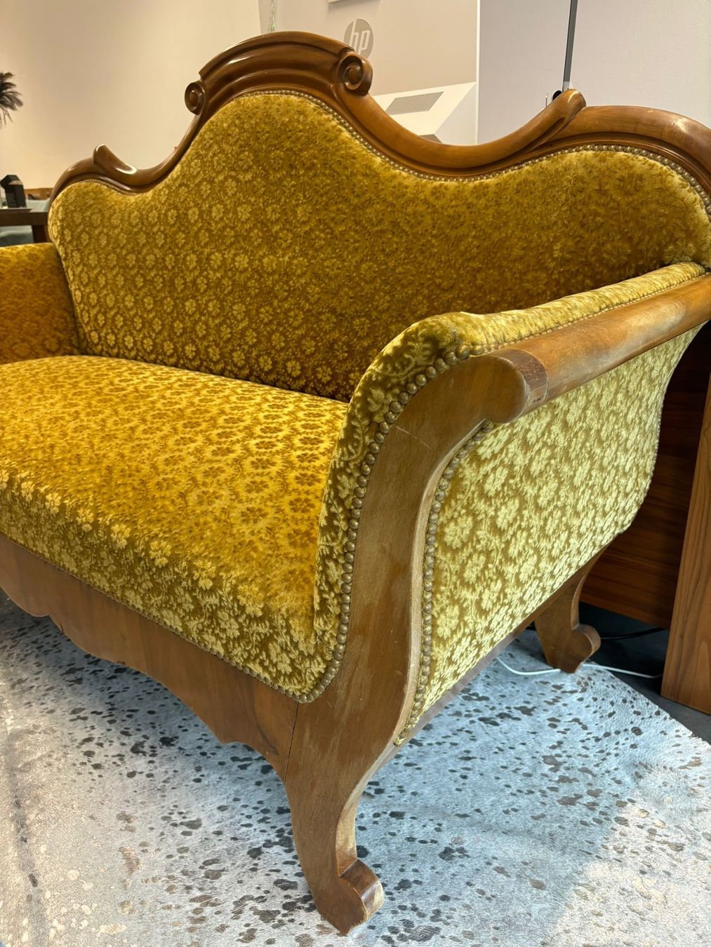 Sofas: Antikes Sofa – Gebraucht aus Bern von san_s8j9 2