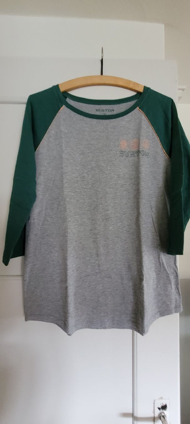 Burton T-shirt: Burton T-Shirt – Usato da Neftenbach venduto da lifestyle_tp5m