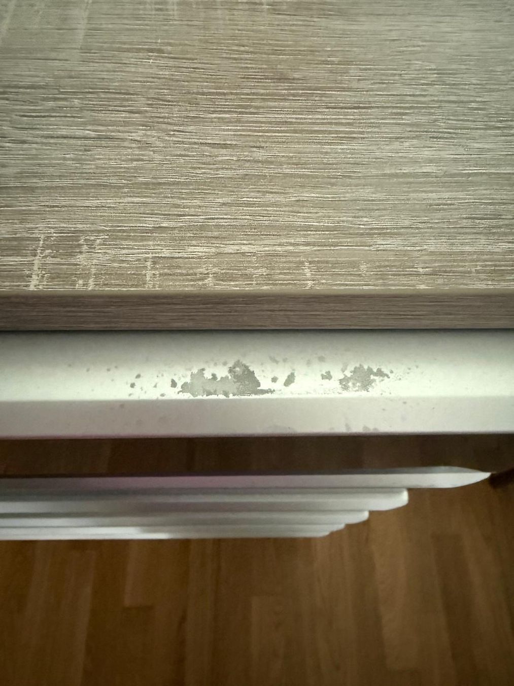 Cassettiere: Hochwertige Schubladen-Kommode mit Glasfronten – Usato da Zug venduto da gaw_888 3