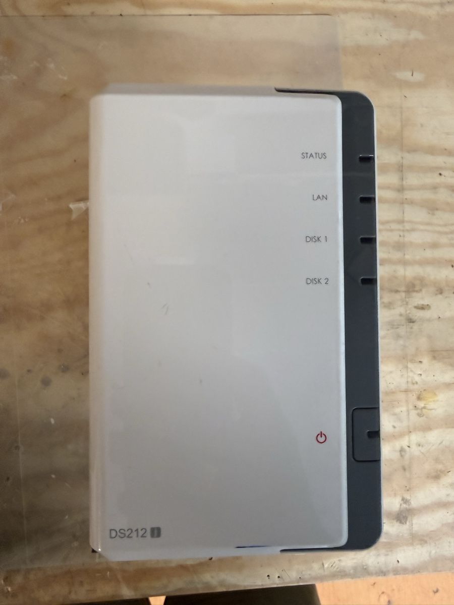 Synology Server: Synology DS212j mit RAISS-Festplatten – Usato da Arlesheim venduto da Raphaelkoch 2