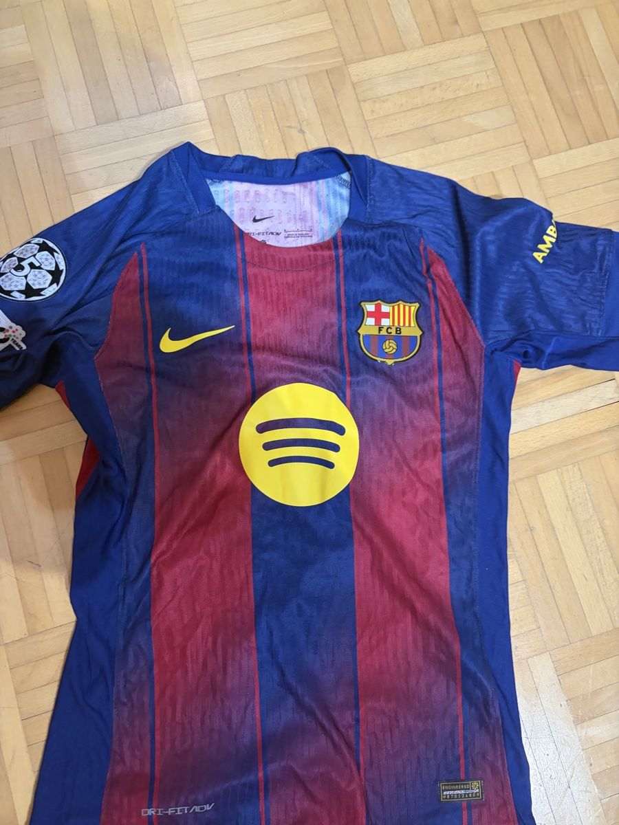 FC Barcelona Leibchen & Hosen: Lamine yamal trikot – Gebraucht aus Sarnen von luc_h6bl