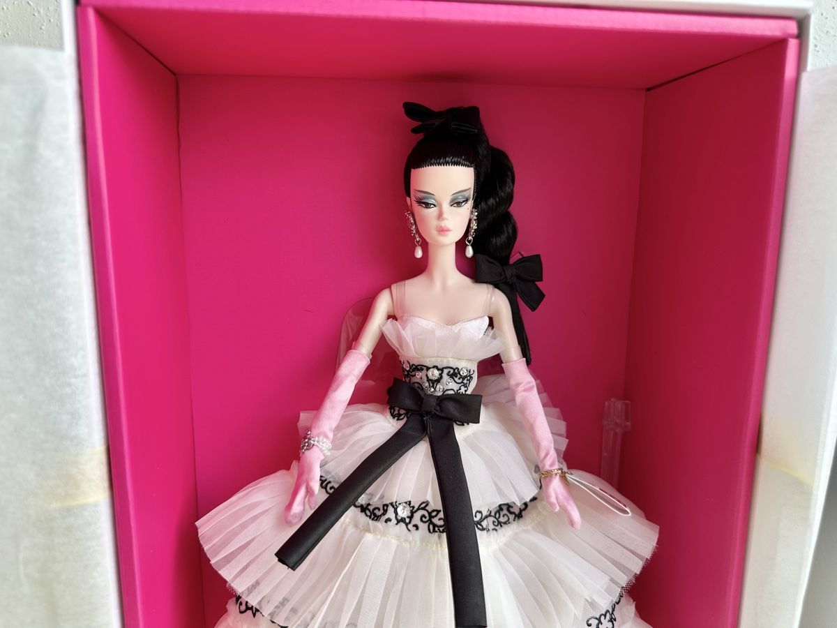Puppen: Barbie Silkstone Gilded Glamour – Neu und originalverpackt aus Zürich von Kat_5557 5