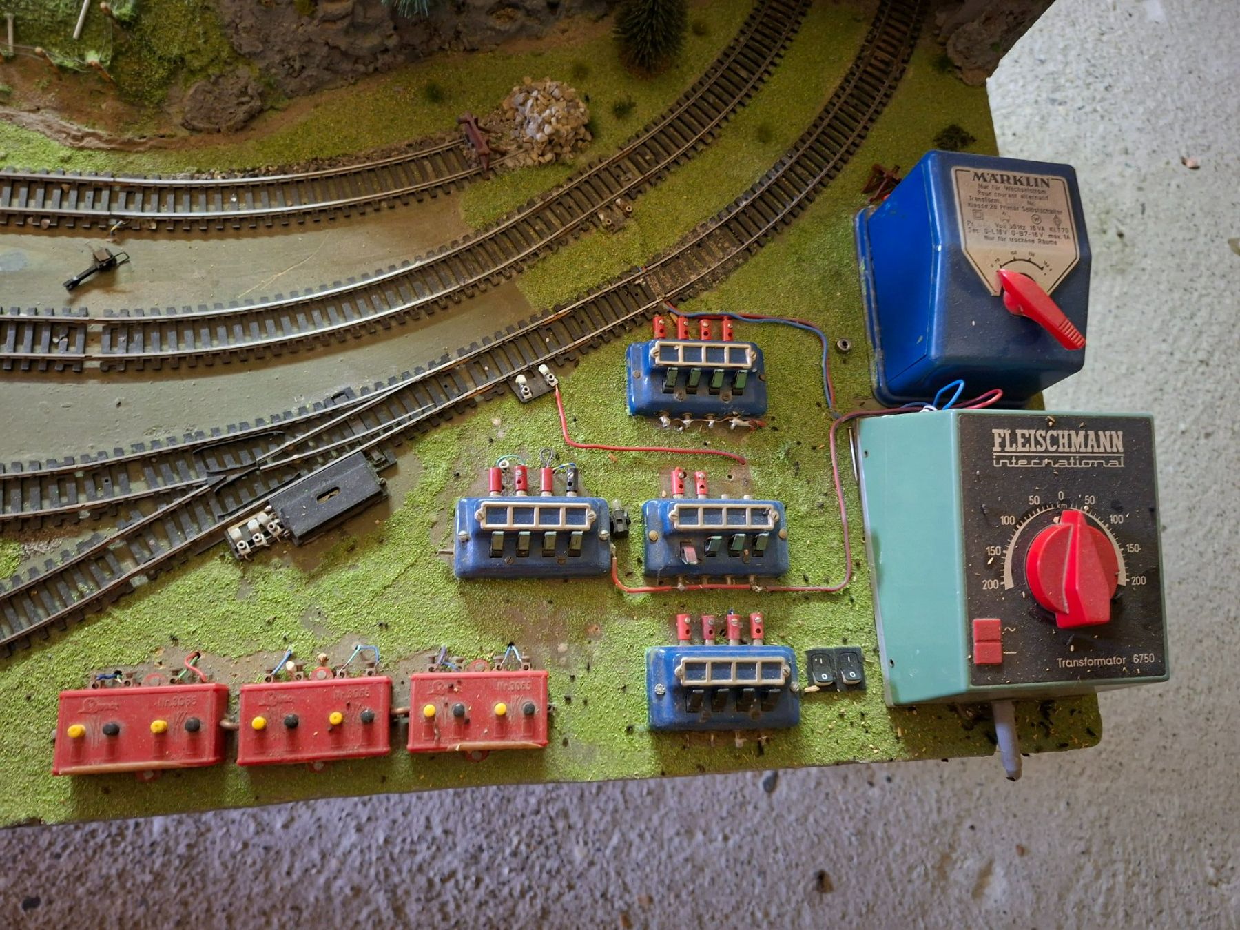 Lima Modelleisenbahnen: Modeleisenbahn HO Lima – Gebraucht aus Doppleschwand von Angla 3