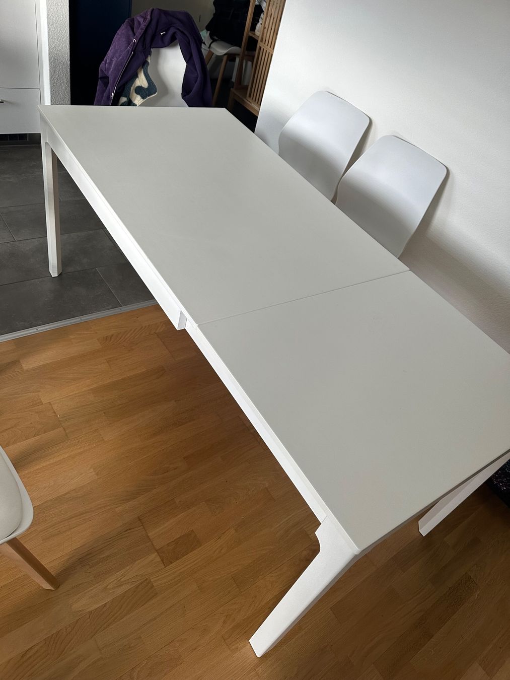 Ikea Set de table et chaises: Ausziehtisch + 6x Stuhl – D'occasion à Dübendorf par mee_l57n