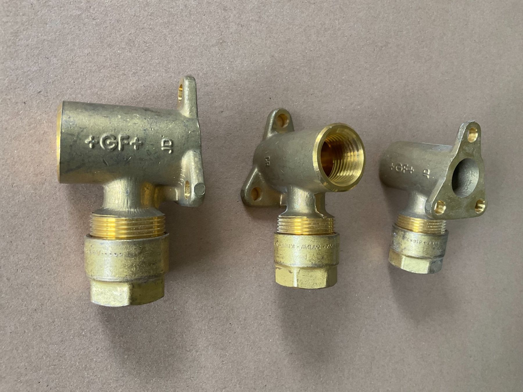 Rubinetteria: GF Instaflex Armaturenanschluss Fitting / Klemmfitting – Nuovo (secondo la descrizione) da Oberdorf SO venduto da pische22 1