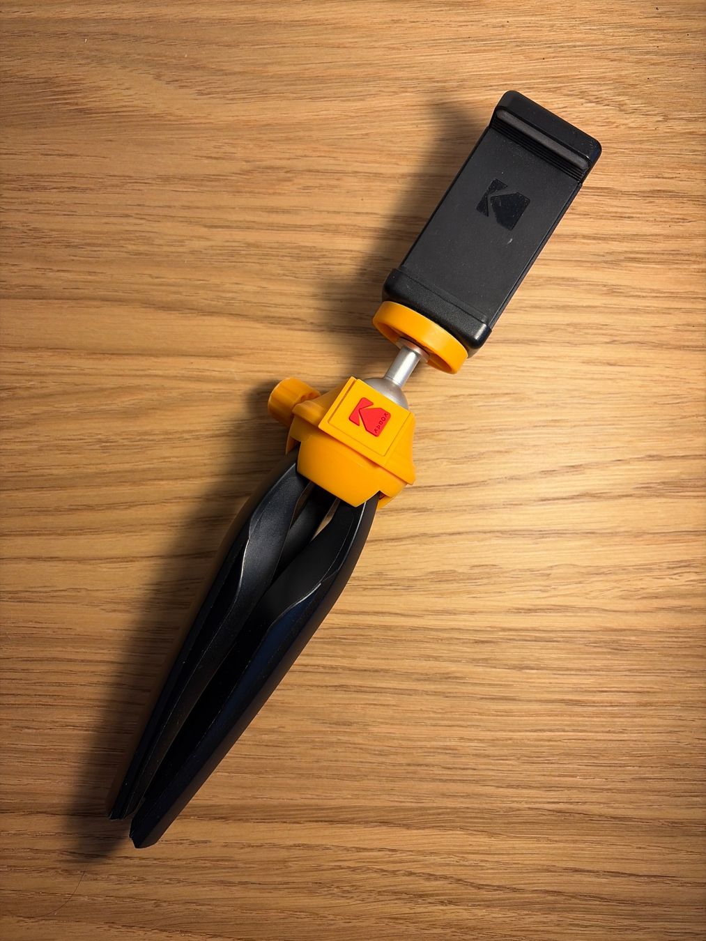 Treppiedi & Teste: KODAK Trépied Smartphone – Usato da Prilly venduto da sus_bhg6 2